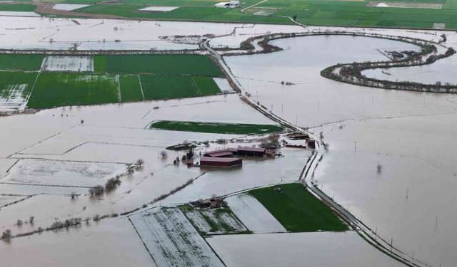 Koçarlı'daki taşkının izleri havadan görüntülendi