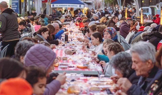 Kuşadası Belediyesi iftar günleri Güzelçamlı ile devam etti