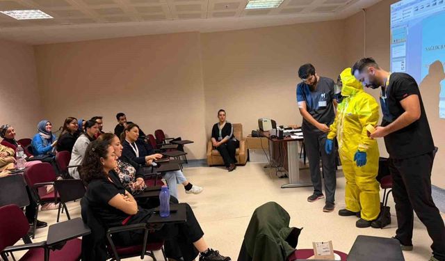 Nazilli'de sağlık çalışanlarına eğitim