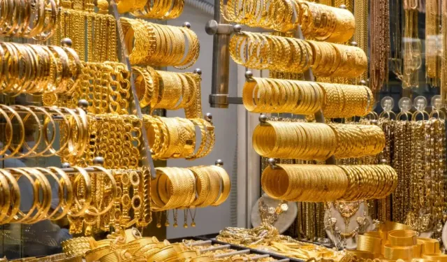 Fiyatı uçan altını tahtından etti