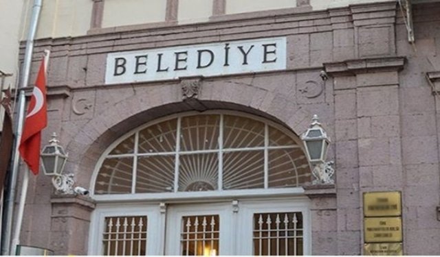 Belediyelerde akraba dönemi bitiyor