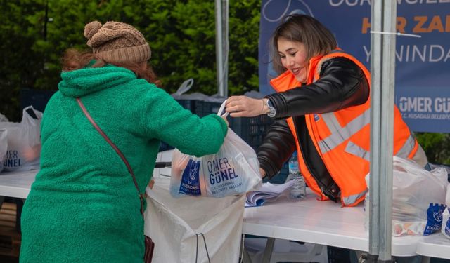 Öğrencilerle ikinci dönem ilk beslenme çantaları ulaştırıldı