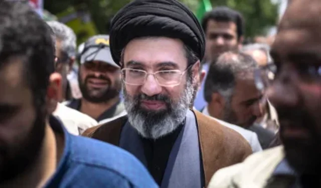 Mücteba Hamaney saldırıya uğradı