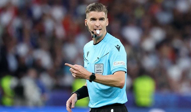 Türkiye - Romanya maçını François Letexier yönetecek