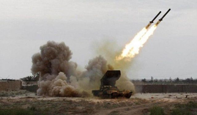 İran, Suudi Arabistan'ı da vurdu