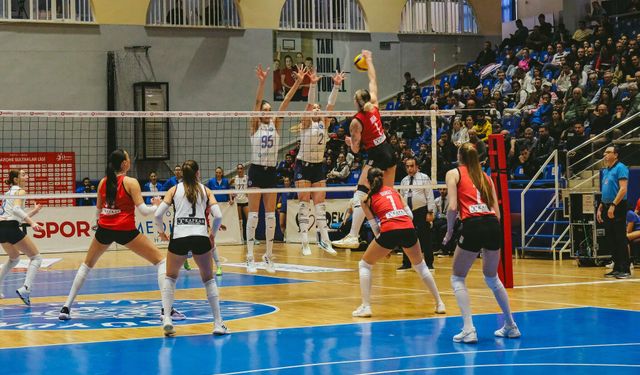 Sultanlar Ligi: Aydın Büyükşehir Belediyespor: 2 - Beşiktaş: 3