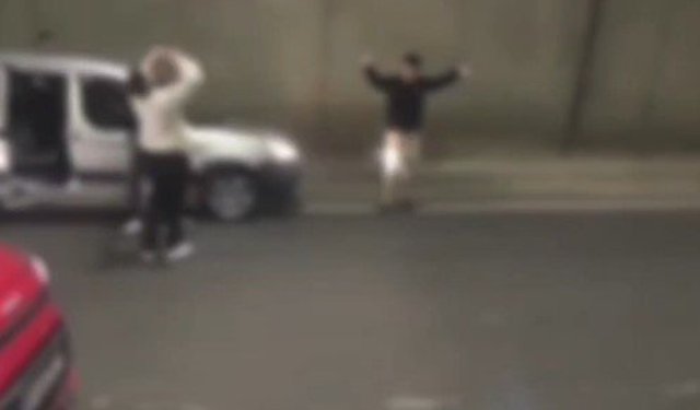 Tünelde müzik açıp araçtan inerek dans eden sürücüye 180 bin TL ceza