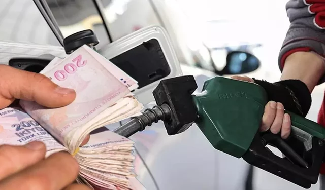 Eşel mobile rağmen akaryakıta çifte zam! İşte yeni fiyatlar