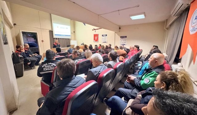 Afetlere hazırlıkta koordinasyon eğitimi verildi