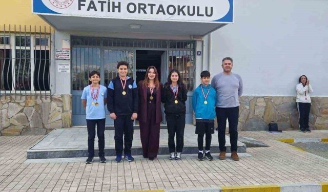 Bozdoğanlı öğrencilerden Türkiye ikinciliği