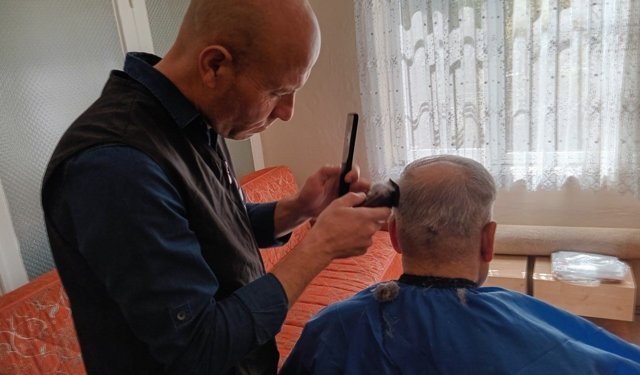 Efeler Belediyesi'nden yaşlı ve bakıma muhtaçlara destek