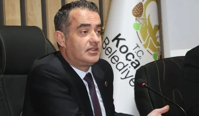 Kararını verdi, yarın rozet takıyor