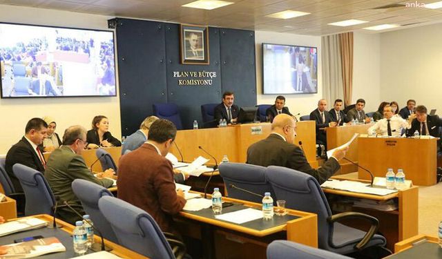 Yeni ekonomi paketi komisyondan geçti