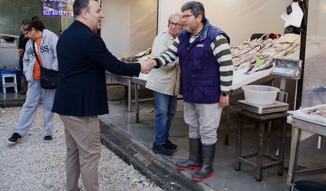 Başkan vekili Demirtaş, balıkçı esnafıyla buluştu
