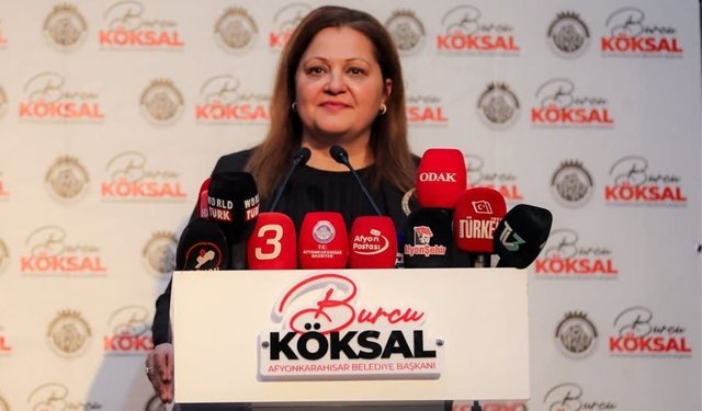 Burcu Köksal'dan AK Parti'ye geçenlere sert eleştiriler
