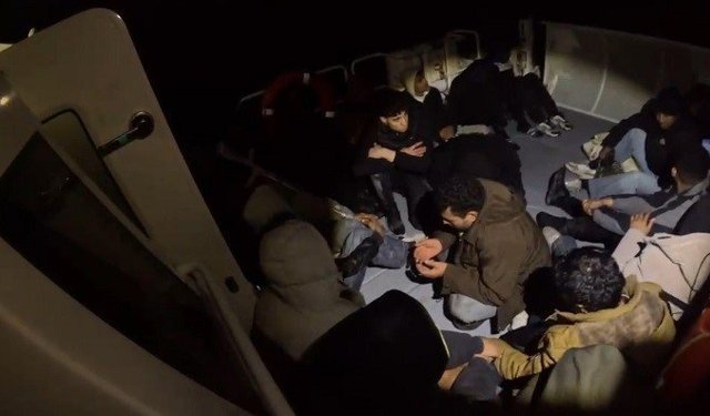 Aydın'da 20 düzensiz göçmen kurtarıldı