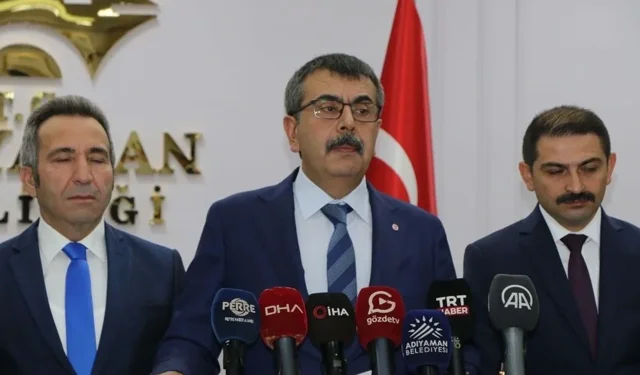 Ara tatil bilmecesi sürüyor