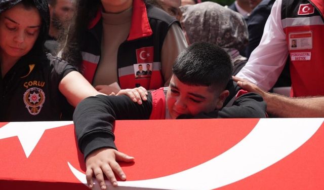 Tekirdağ’da şehit polislere acı veda