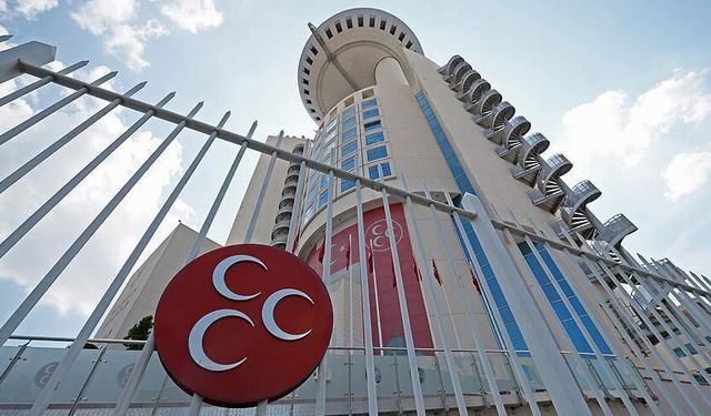 MHP Çine İlçe Başkanlığı’nda görev değişimi