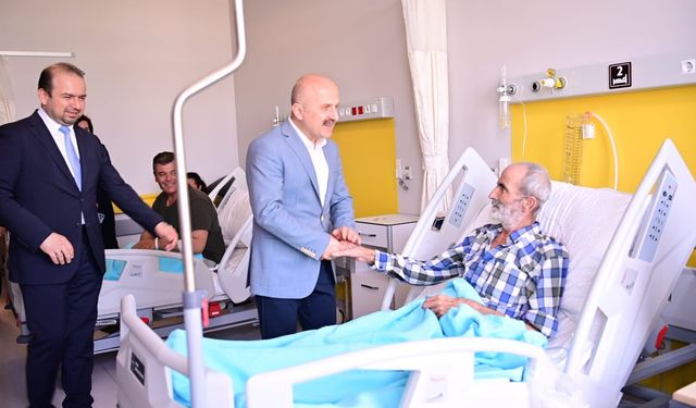 Vali Varol’dan Şehir Hastanesi ziyareti: Hastalarla yakından ilgilendi