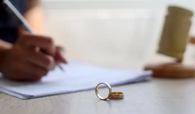 Cimrilik hem boşanma hem de tazminat sebebi