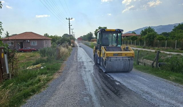 Efeler'de asfalt çalışmaları hız kazandı