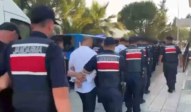 Aydın'da eş zamanlı yasaklı madde baskını