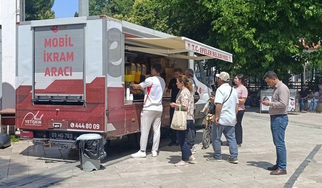 Efeler Belediyesi'nden öğrencilere serinleten destek