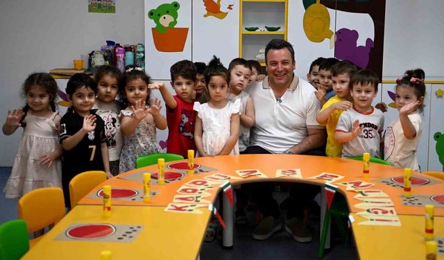 Kuşadası'ndaki Çocuk Gelişim Merkezi ailelerin yükünü hafifletiyor