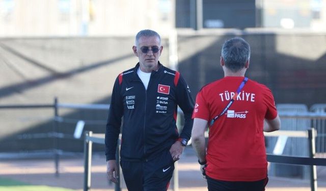 Hacıosmanoğlu: Montella ile devam edeceğiz