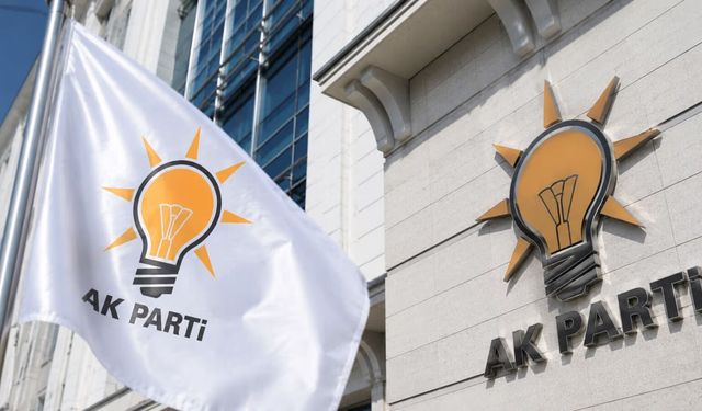 AK Parti'de 4 il başkanı görevden alındı