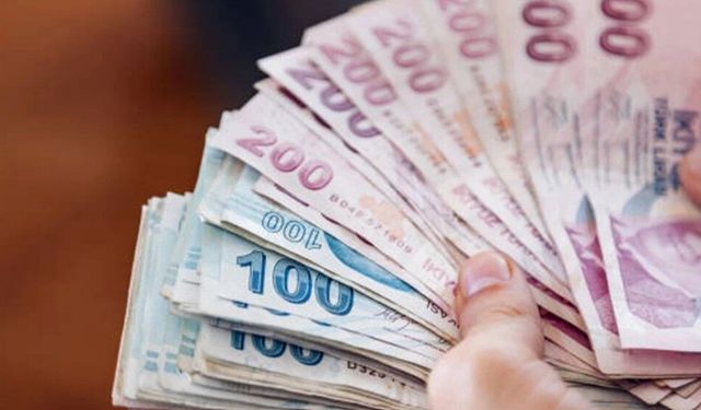 En düşük emekli maaşına zam: TBMM'de kabul edildi