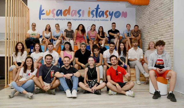 Kuşadası Belediyesinden gençlere yaz desteği