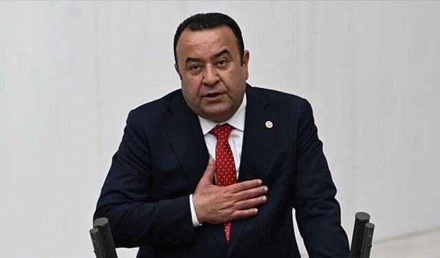 Adnan Beker CHP’den istifa etti