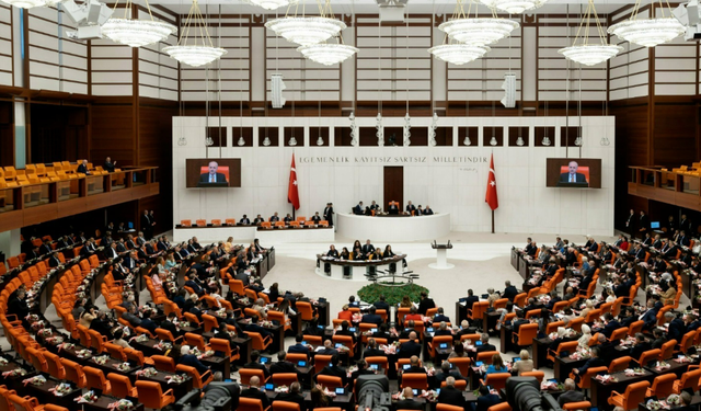 Emeklinin Gözü Meclis'te: Kritik Teklif Genel Kurul'da