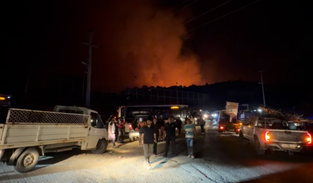 Çine'de gece boyu alev nöbeti