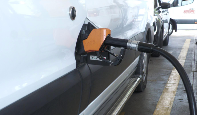 Petrol fiyatları 100 doları aştı!