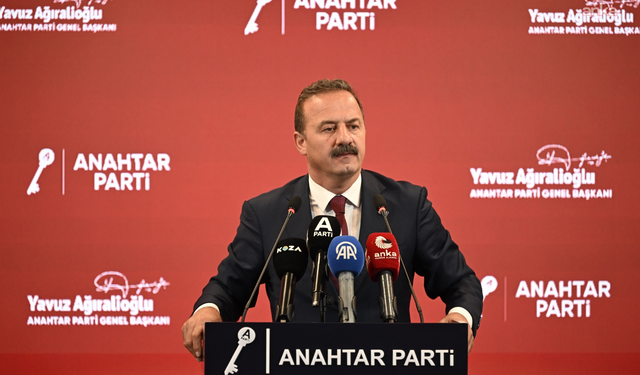 Ağıralioğlu: "Sağ merkez değil, normal bir kimliğimiz var"