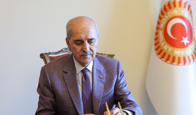 TBMM Başkanı Numan Kurtulmuş, "çerçeve yasa" teklifini imzaladı