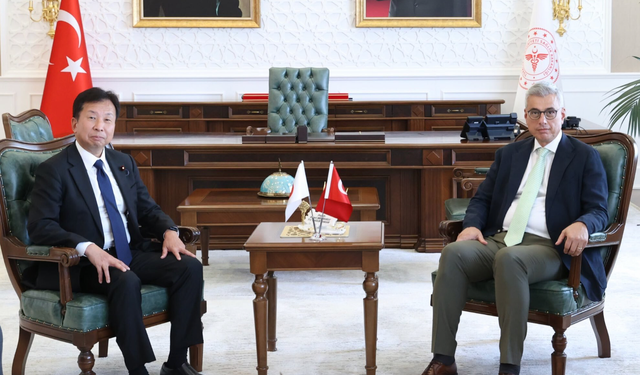 Bakan Memişoğlu, Japon heyetle sağlık alanındaki iş birliğini görüştü