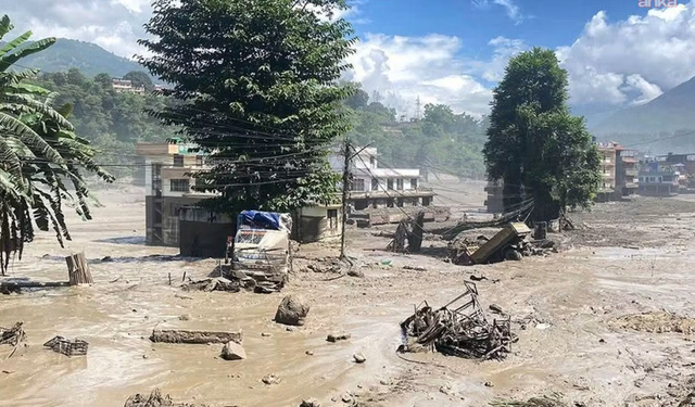 Nepal’deki sel felaketinde can kaybı 270’e yükseldi