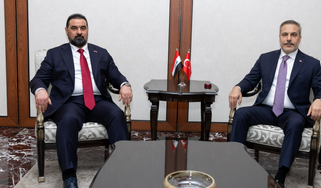 Hakan Fidan, Irak Temsilciler Meclisi Başkanı Halbusi ile görüştü