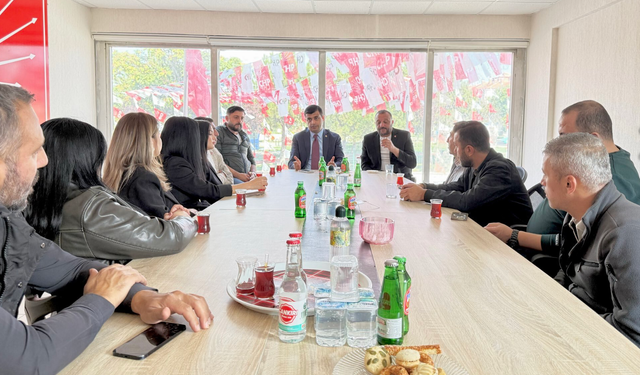 CHP'li Demir: "Cumhuriyet Halk Partisi tek mevsimlik bir çiçek değildir”