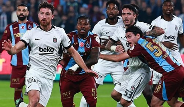Trabzonspor, sahasında Beşiktaş'ı 2-0 mağlup etti