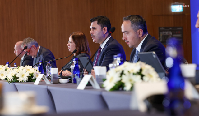Bakan Kurum: "İklim mücadelesine siyaset üstü bakmalıyız, dünya bu iradeyi ortaya koymak zorunda"