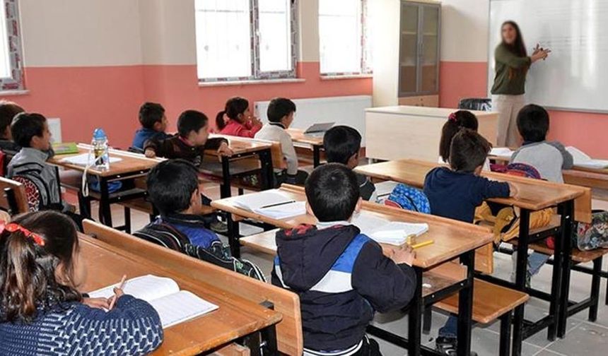 Son Dakika: Tüm Türkiye'de okullar 13 Şubat'a kadar tatil edildi