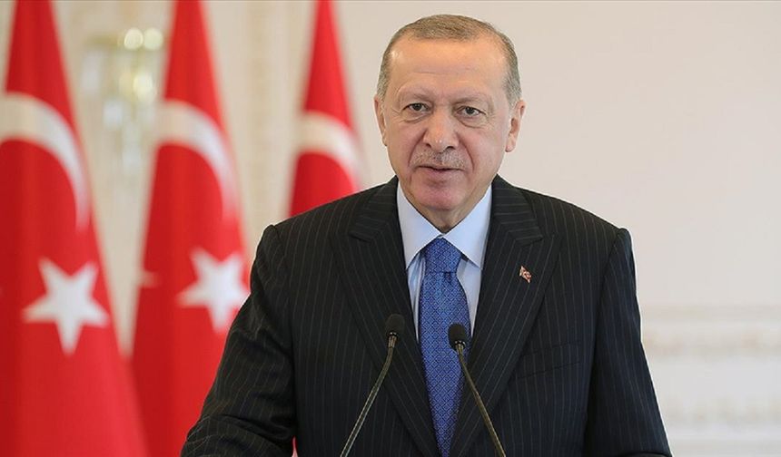Erdoğan: Gençlerimizin hayallerini gerçekleştirebilmeleri için tüm imkanlarımızı seferber ediyoruz