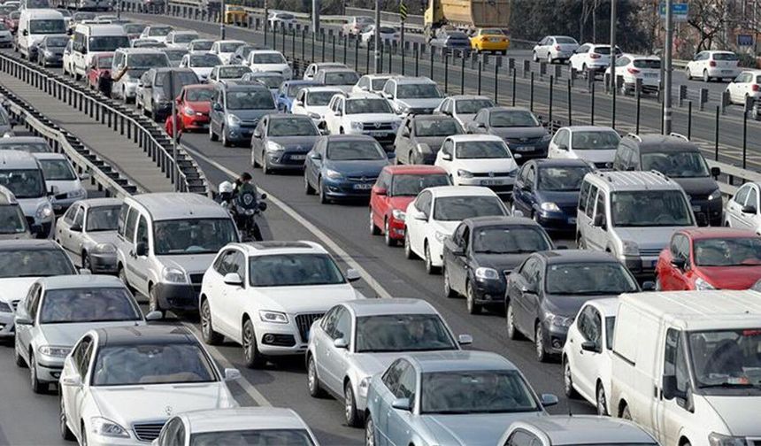 Otomobil pazarı ağustosta sert düştü