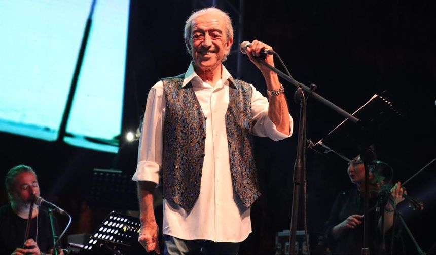 Edip Akbayram hangi hapishanede yattı? Edip Akbayram'ın ölüm nedeni nedir? Edip Akbayram hangi dine mensup? Edip Akbayram neden topal oldu?