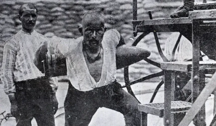 Seyit Onbaşı’nın taşıdığı mermi kaç kg?